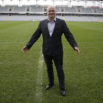 10.11.2106 Kielce. Nowy trener Korony Kielce Maciej Bartoszek. / Jarosław Kubalski / Radio Kielce