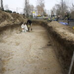 10.11.2016 Kielce. Ekshumacja szczątków ofiar terroru komunistycznego na terenie cmentarza Piaski. / Jarosław Kubalski / Radio Kielce
