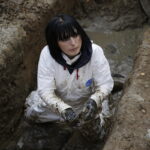 10.11.2016 Kielce. Ekshumacja szczątków ofiar terroru komunistycznego na terenie cmentarza Piaski. / Jarosław Kubalski / Radio Kielce