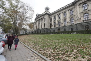 14.11.2016 Belgrad. Serbia. Spacer po mieście. Parlament. / Jarosław Kubalski / Radio Kielce