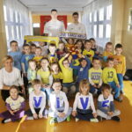 21.11.2016 Kielce. Piłkarze ręczni Vive Tauron Kielce Patryk Walczak i Darko Djikic spotkali się z dziećmi z przedszkola samorządowego nr 40. / Jarosław Kubalski / Radio Kielce