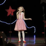 26.11.2016 Kielce. WDK. Festiwal Piosenkarzy Dziecięcych i Młodzieżowych im. Henryka Morysa. / Jarosław Kubalski / Radio Kielce