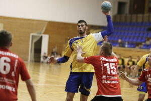 26.11.2016 Kielce. Mecz piłki ręcznej Vive Tauron II Kielce - AZS AWF Biała Podlaska. / Jarosław Kubalski / Radio Kielce