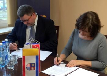 16.11.2016. Podpisanie umowy / Marlena Płaska / Radio Kielce