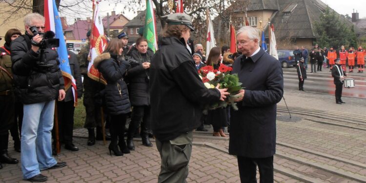 11.11.2016. Obchody Święta Niepodległości w Starachowicach / Tomasz Piwko / Radio Kielce