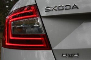 Auto-Formuła. Skoda Octavia RS / Robert Felczak / Radio Kielce