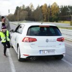 14.11.2016 Tor w Miedzianej Górze. Akcja profilaktyczna policji / Wojciech Habdas / Radio Kielce