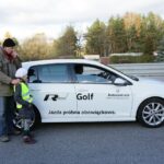 14.11.2016 Tor w Miedzianej Górze. Akcja profilaktyczna policji / Wojciech Habdas / Radio Kielce