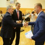 15.11.2016 Kielce. Ponad 100 szkół odebrało sprzęt do dziecięcej piłki ręcznej / Wojciech Habdas / Radio Kielce