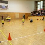 15.11.2016 Kielce. Ponad 100 szkół odebrało sprzęt do dziecięcej piłki ręcznej / Wojciech Habdas / Radio Kielce