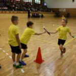 15.11.2016 Kielce. Ponad 100 szkół odebrało sprzęt do dziecięcej piłki ręcznej / Wojciech Habdas / Radio Kielce