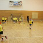 15.11.2016 Kielce. Ponad 100 szkół odebrało sprzęt do dziecięcej piłki ręcznej / Wojciech Habdas / Radio Kielce