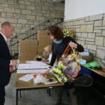 15.11.2016 Kielce. Ponad 100 szkół odebrało sprzęt do dziecięcej piłki ręcznej / Wojciech Habdas / Radio Kielce