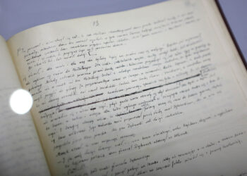 15.11.2016 Oblęgorek. Rękopisy Sienkiewicza w Muzeum Henryka Sienkiewicza / Wojciech Habdas / Radio Kielce