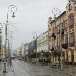 19.11.2016. Przemarsz wolontariuszy zainaugurował 16. edycję "Szlachetnej paczki" / Wojciech Habdas / Radio Kielce