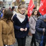 19.11.2016. Przemarsz wolontariuszy zainaugurował 16. edycję "Szlachetnej paczki" / Wojciech Habdas / Radio Kielce