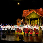 20.11.2016 Kielce. Wieczór z Muzyką Ludową w KCK. Zespół Pieśni i Tańca Morawica / Wojciech Habdas / Radio Kielce