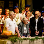 20.11.2016 Kielce. Wieczór z Muzyką Ludową w KCK. Do zabawy włączyli się parlamentarzyści Prawa i Sprawiedliwości poseł Krzysztof Lipiec i senator Krzysztof Słoń. / Wojciech Habdas / Radio Kielce