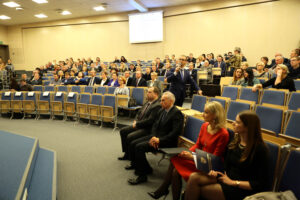 22.11.2016 Kielce. Konferencja dotycząca stanu wdrażania Regionalnego Programu Operacyjnego Województwa Świętokrzyskiego na lata 2014-2020. / Wojciech Habdas / Radio Kielce