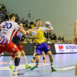 23.11.2016 Kielce. Vive Tauron Kielce pokonał po dogrywce Azoty Puławy w meczu 12. kolejki PGNiG Superligi piłkarzy ręcznych 39:38 / Wojciech Habdas / Radio Kielce