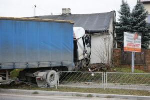 Kielce. Wypadek na ulicy Sandomierskiej (24 listopada 2016 r.) / Wojciech Habdas / Radio Kielce