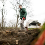 24.11.2016 Szydłów. Archeolodzy prowadzą prace w okolicy Synagogi. / Wojciech Habdas / Radio Kielce