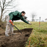 24.11.2016 Szydłów. Archeolodzy prowadzą prace w okolicy Synagogi. / Wojciech Habdas / Radio Kielce