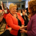 30.11.2016 Chęciny, Wręczenie tytułu Honorowego Obywatela Chęcin reżyserowi Jerzemu Hoffmanowi / Wojciech Habdas / Radio Kielce