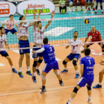 30.11.2016 Kielce. Siatkarze Effectora Kielce przegrali 2:3(17:25, 17:25, 27:25, 25:21, 10:15) z MKSem Będzin w meczu 11. kolejki PlusLigi siatkarzy. / Wojciech Habdas / Radio Kielce