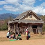 Muzyczne Podróże Przez Świat. Madagaskar (10 grudnia 2016) / Prof. Danuta Rasała / Radio Kielce