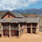 Muzyczne Podróże Przez Świat. Madagaskar (10 grudnia 2016) / Prof. Danuta Rasała / Radio Kielce