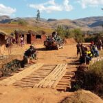 Muzyczne Podróże Przez Świat. Madagaskar (10 grudnia 2016) / Prof. Danuta Rasała / Radio Kielce