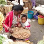 Muzyczne Podróże Przez Świat. Madagaskar (10 grudnia 2016) / Prof. Danuta Rasała / Radio Kielce