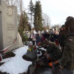 13.12.2016. Betlejemskie Światło Pokoju dotarło do Ostrowca / Radio Kielce