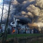 05.12.2016 Tarnawa. Pożar hali produkcyjnej / Ewa Pociejowska - Gawęda / Radio Kielce