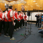 Radio Kielce. Szczypiorniści śpiewali kolędy (17 grudnia 2016) / Piotr Michalski / Radio Kielce