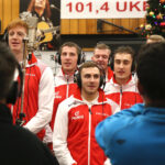 Radio Kielce. Szczypiorniści śpiewali kolędy (17 grudnia 2016) / Piotr Michalski / Radio Kielce