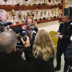 Kielce. Kierownicy drużyn młodzieżowych z wizytą na Kolporter Arena (2 grudnia 2016) / Piotr Michalski / Radio Kielce