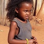 Muzyczne Podróże Przez Świat. Madagaskar (10 grudnia 2016) / Prof. Danuta Rasała / Radio Kielce