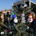 Jarmark Bożonarodzeniowy na kieleckim Rynku (17 grudnia 2016) / Wojciech Habdas / Radio Kielce