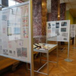 12.12.2016 Kielce. Wernisaż wystawy dotyczącej stanu wojennego w regionie świętokrzyskim i śpiewanie pieśni w WDK. / Wiktor Dziarmaga / Radio Kielce