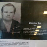 12.12.2016 Kielce. Wernisaż wystawy dotyczącej stanu wojennego w regionie świętokrzyskim i śpiewanie pieśni w WDK. / Wiktor Dziarmaga / Radio Kielce