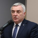 15.12.2016. Wręczenie nagród Instytutu Pamięci Narodowej "Świadek Historii". Wicewojewoda świętokrzyski Andrzej Bętkowski / Kamil Król / Radio Kielce