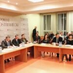 02.12.2016. Nadzwyczajna sesja Rady Miasta w Ostrowcu / Radio Kielce