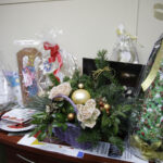 12.12.2016 Kazimierza Wielka. Terenowe studio Radia Kielce. "Choinka pod choinkę". / Jarosław Kubalski / Radio Kielce