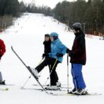 25.12.2016. Stok i lodowisko na stadionie nie przyciągnęły w święta wielu chętnych / Jarosław Kubalski / Radio Kielce