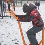 29.12.2016 Ostrowiec. Plac zabaw przy Publicznej Szkole Podstawowej w Denkowie / Radio Kielce