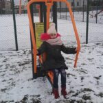 29.12.2016 Ostrowiec. Plac zabaw przy Publicznej Szkole Podstawowej w Denkowie / Radio Kielce