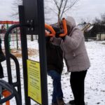 29.12.2016 Ostrowiec. Plac zabaw przy Publicznej Szkole Podstawowej w Denkowie / Radio Kielce