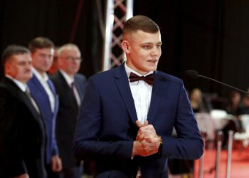 05.02.2016 Kielce. Gala 64 Plebiscytu Sportowego. Najpopularniejsi sportowcy 2015 roku. 10. Agnieszka Małecka (Korona Handball, piłka ręczna). / Jarosław Kubalski / Radio Kielce